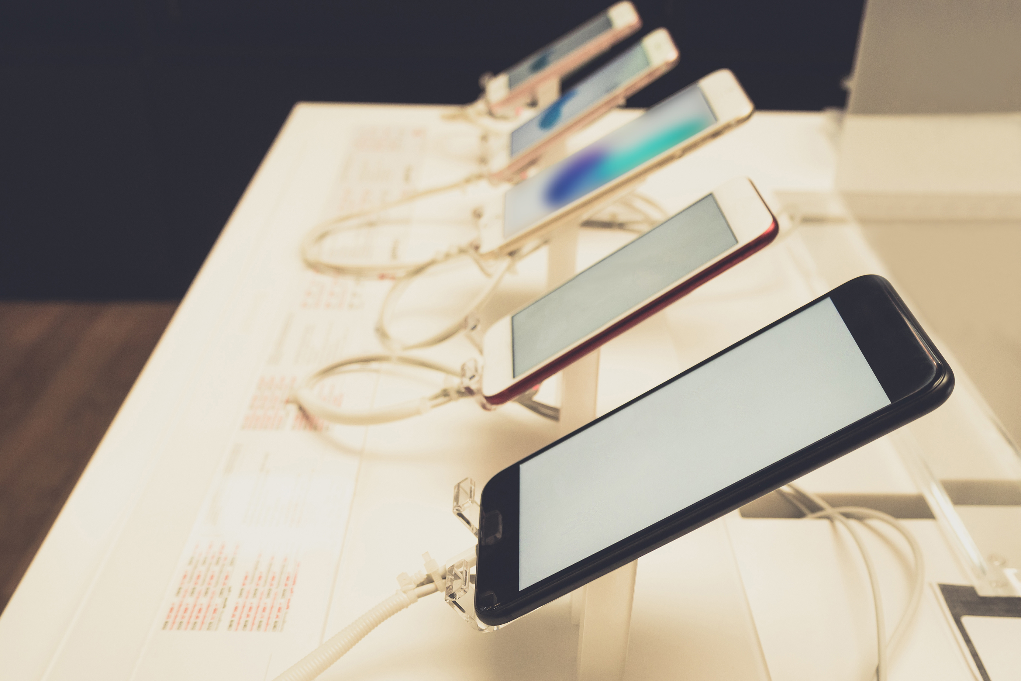 オオサカムセンデンキ ドコモショップ